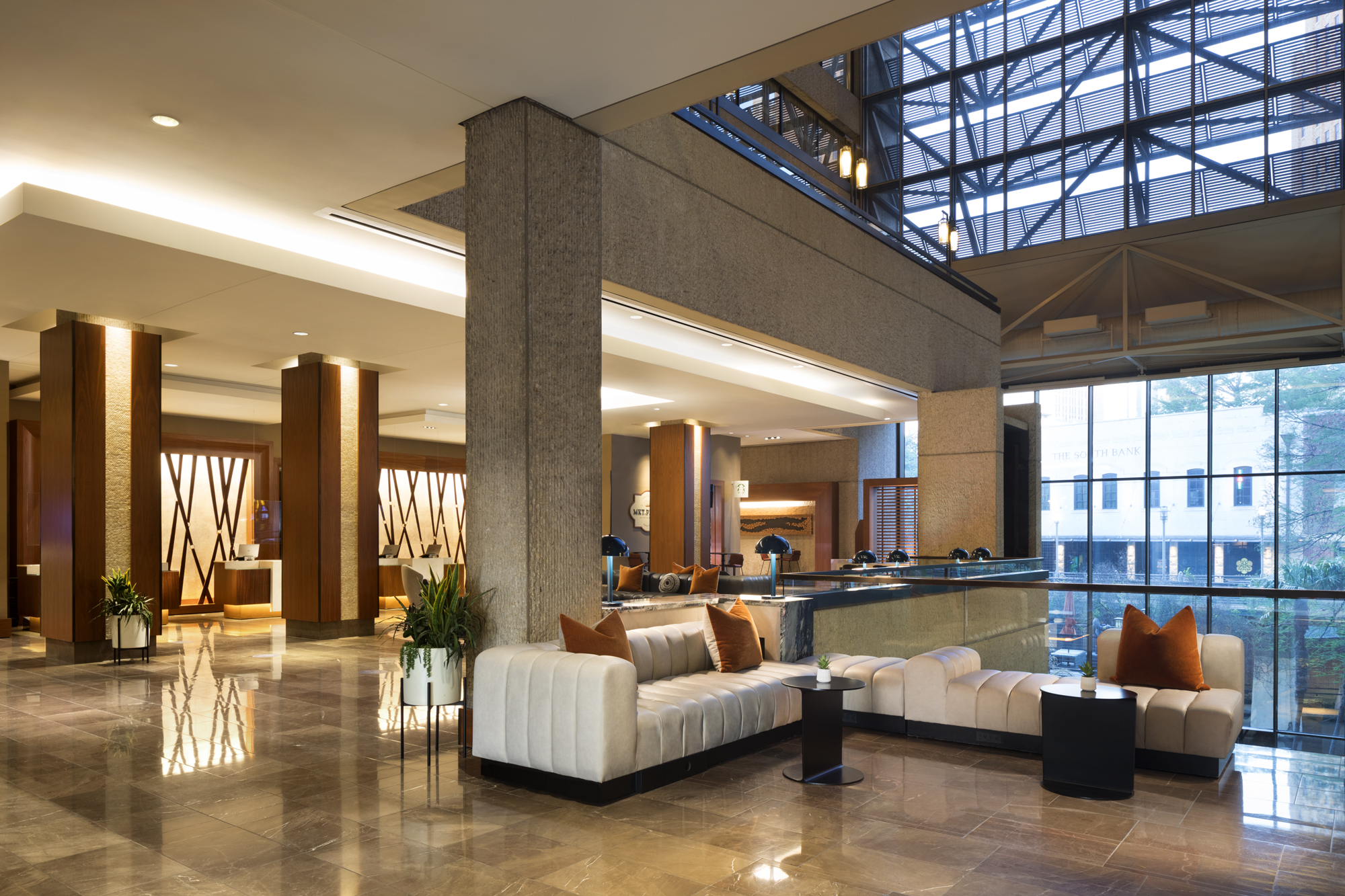Lobby1 Web